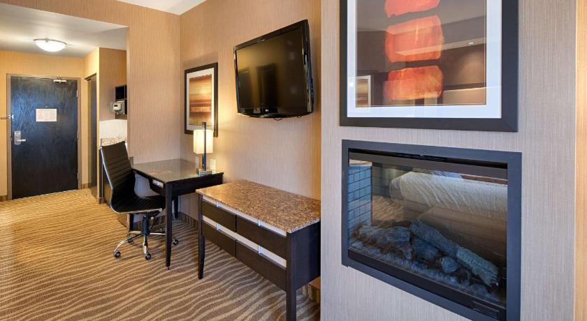 Best Western Premier Freeport Inn Calgary Airport