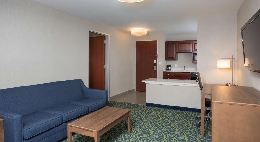 Best Western Plus Portsmouth Hotel and Suites