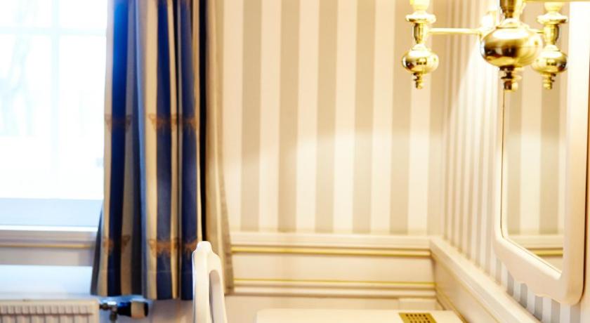 Knistad Hotell & Konferens photo