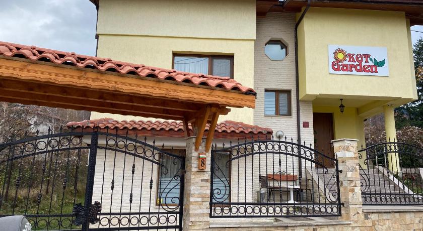 Kot Garden Guest House photo