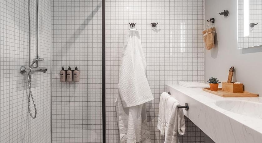 Image of Standard Twin Room 2