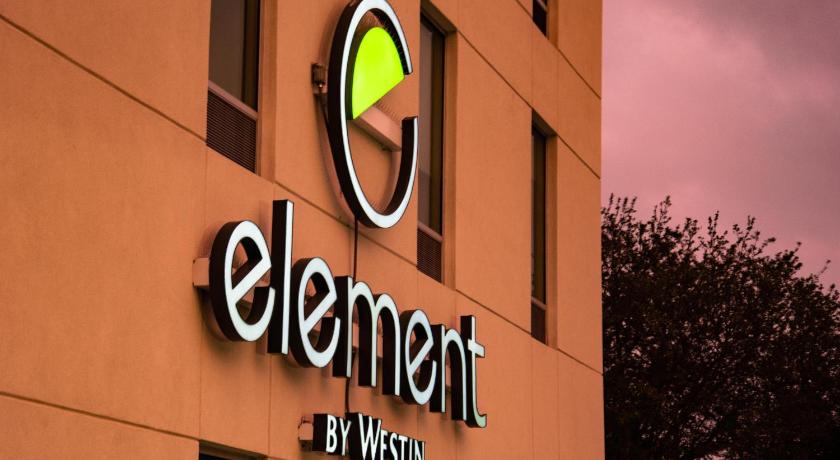 Element Dallas Downtown East