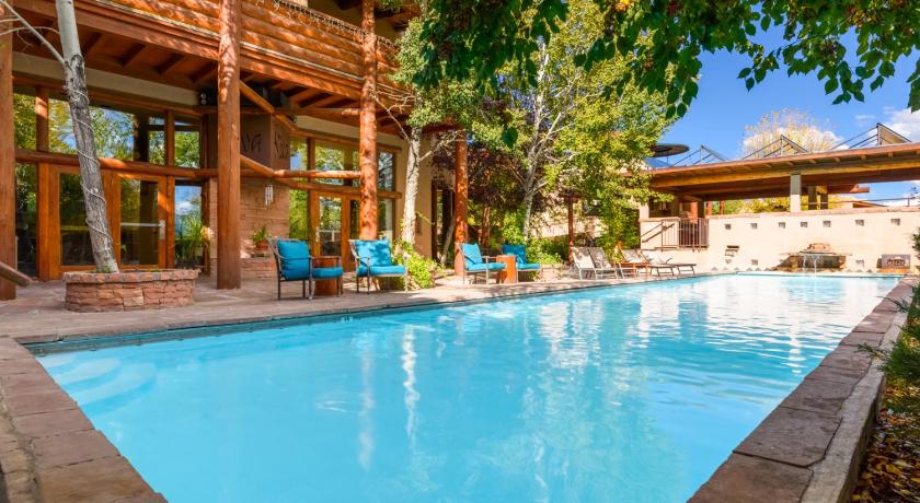Chipeta Lodge photo
