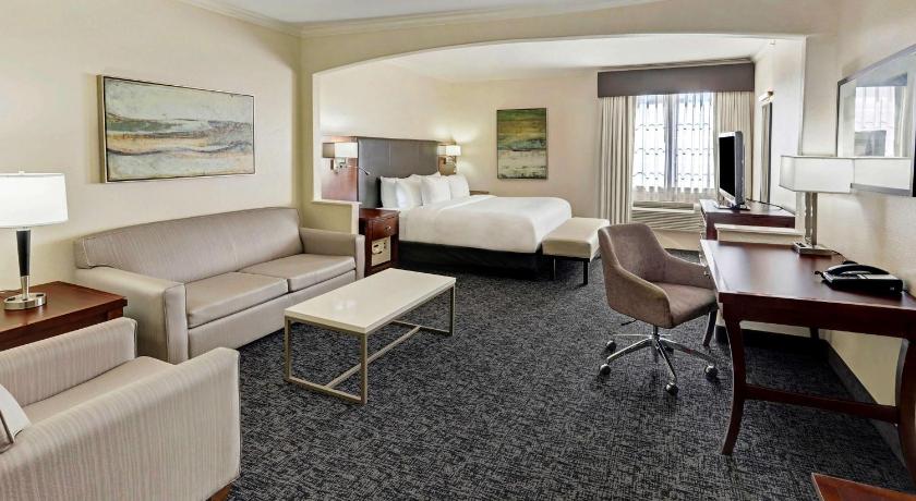 Best Western Plus Downtown Inn and Suites