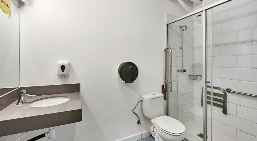 HOLA HOSTAL COLLBLANC photo