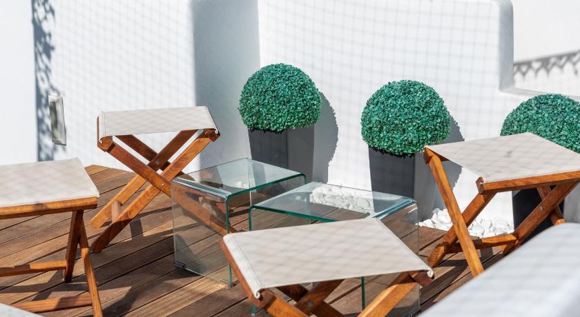 Naxos DownTown Apartments & Suites photo