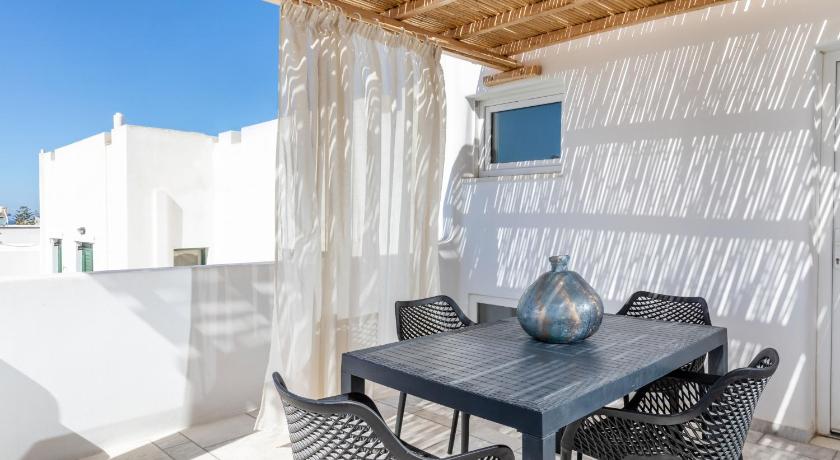 Naxos DownTown Apartments & Suites photo