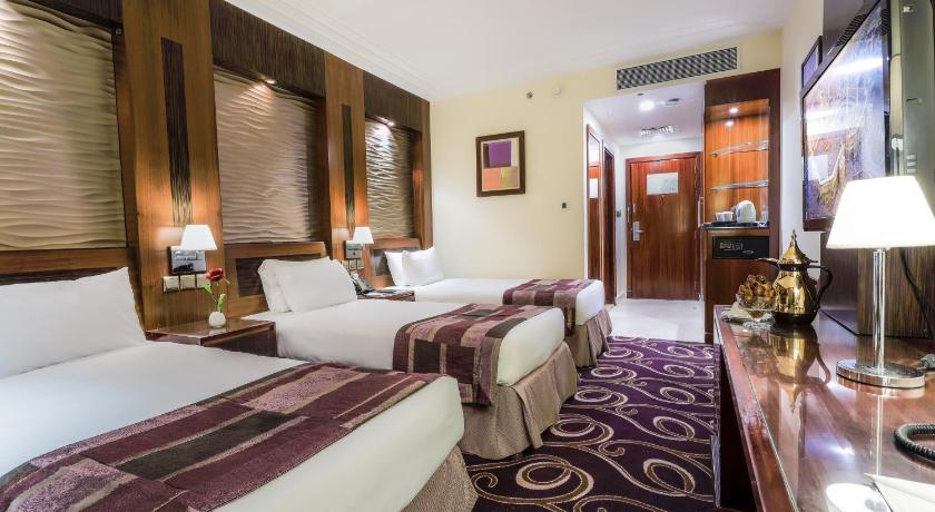 Image of Triple Room 4