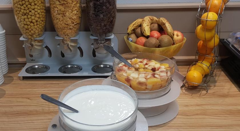 Hôtel Kyriad Orange Centre (Kyriad Orange Centre)