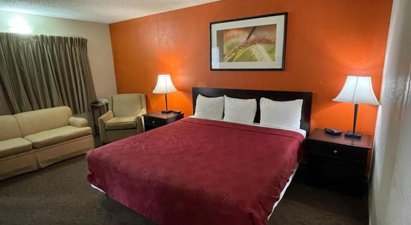 Rodeway Inn & Suites Emporia