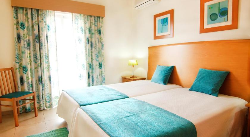 Urban Flamingo Residence - image 9