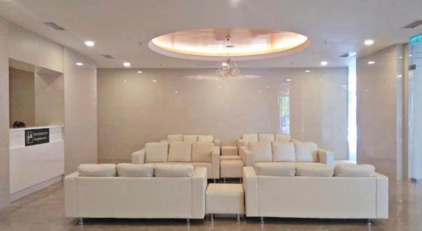 Kampar Champs Elysees, Studio Unit 12B32 photo