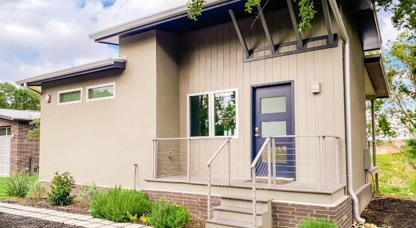 Tiny Home on Lake Travis — Hotel in Lakeway (TX)