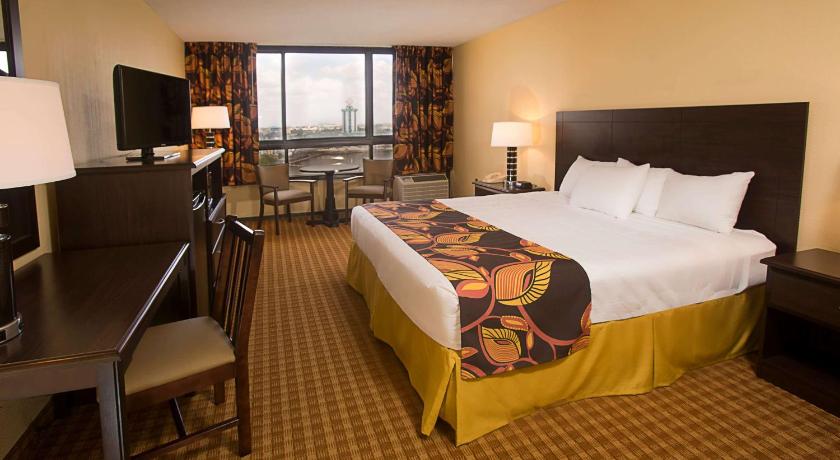 Ramada Plaza Resort and Suites by Wyndham Orlando Intl Drive