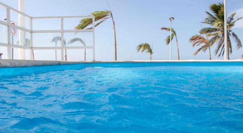 TROPICAL SUITES PROGRESO photo