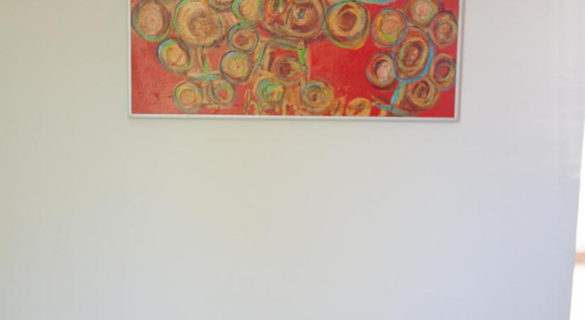 Image of Standard Twin Room with Garden View 8