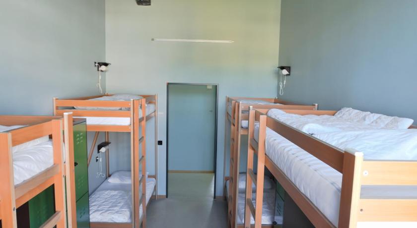 Image of Single Bed in 8-Bed Mixed Dormitory Room 4