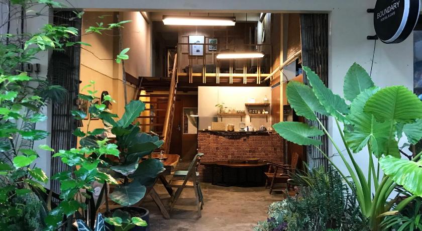 Boundary Hostel Cafe photo