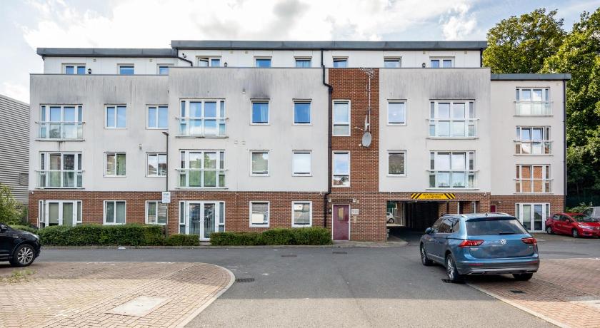 MPL Apartments Watford-Croxley Biz Parks Corporate Lets 2 bed FREE Parking photo
