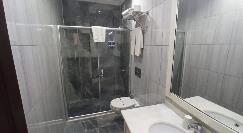 Image of Quadruple Room 14