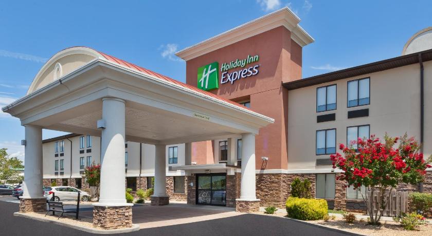 Holiday Inn Express - Waldorf