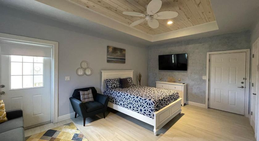 Nicoles Nest Brand New Exquisite Studio Hideaway photo