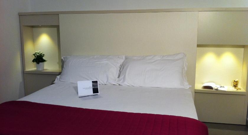Image of Double or Twin Room 9