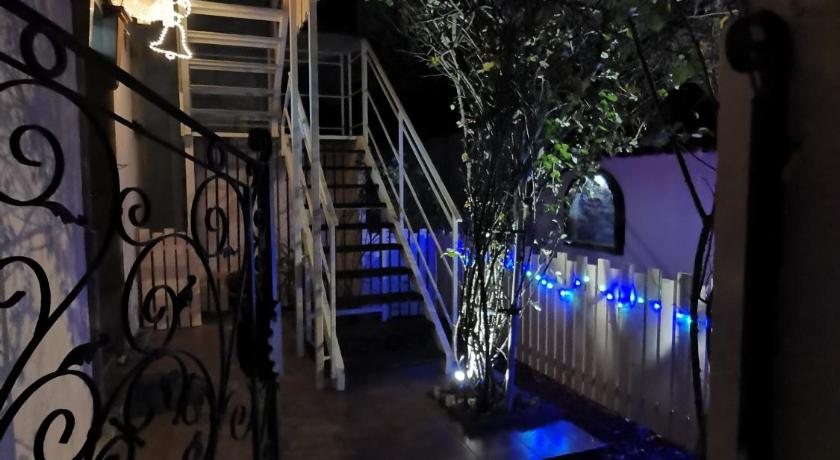 Gardos riverview photo