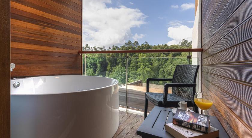 Oliveira de Azeméis Hotel Rural Vale Do Rio 4-Star Hotel lobby