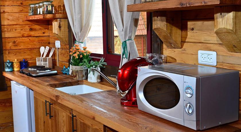 ティベリアス Yagorov Chalet ホテル ロビー