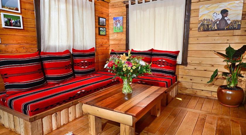 Image of Chalet with Gallery 10