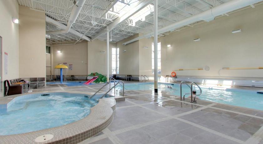 Mountain Fun - With Open Pool And Hot Tub photo
