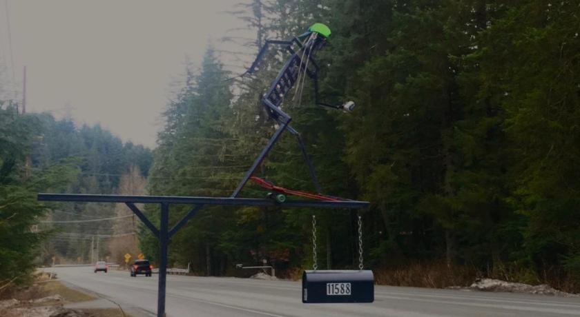 Biker's Bungalow - Near Mendenhall Glacier and Auke Bay Offering DISCOUNT ON TOURS! photo