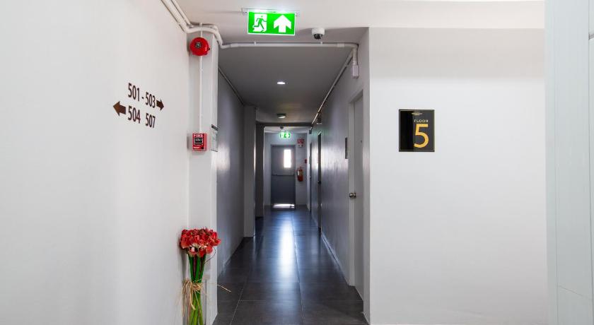 185@Surawong Hotel - image 10