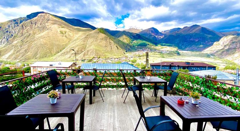 HOTEL KAZBEGI 1963 — Hotel in Kazbegi