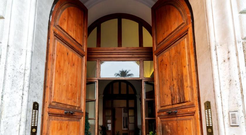 ローマ WE LOVE ROMA Guest House 4つ星 ホテル 施設