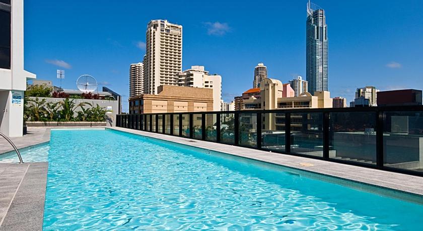 Circle on Cavill Modern 1 Bedroom + Study SPA Hinterland - QSTAY photo