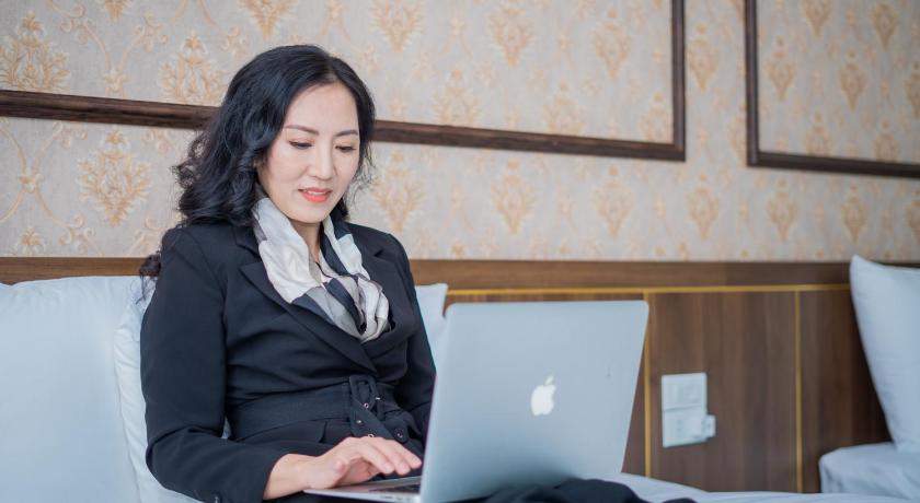 Khach san Hoang Yen photo