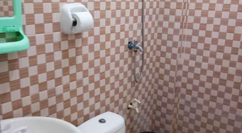 宿务 Rizzyfina commercial plaza 3星级 民宿 餐厅