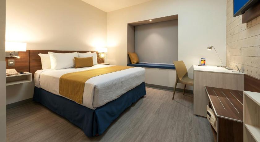 Microtel Inn & Suites by Wyndham Guadalajara Sur