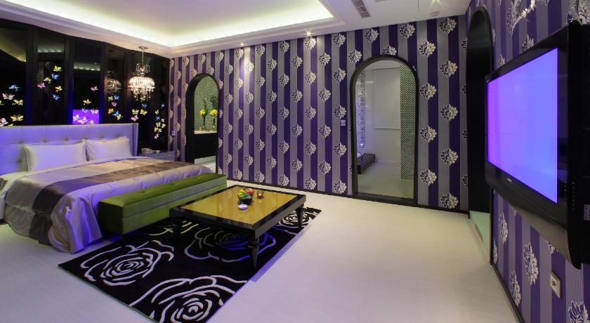 Affair Motel - image 32