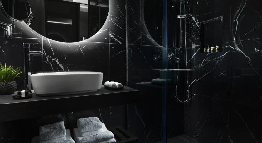 Image of Premium Suite 8