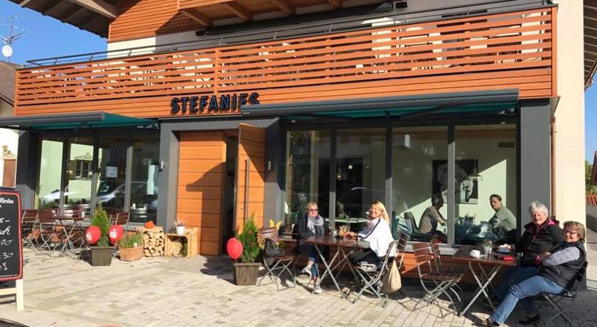 Stefanies-Cafe-Pension-Kultur