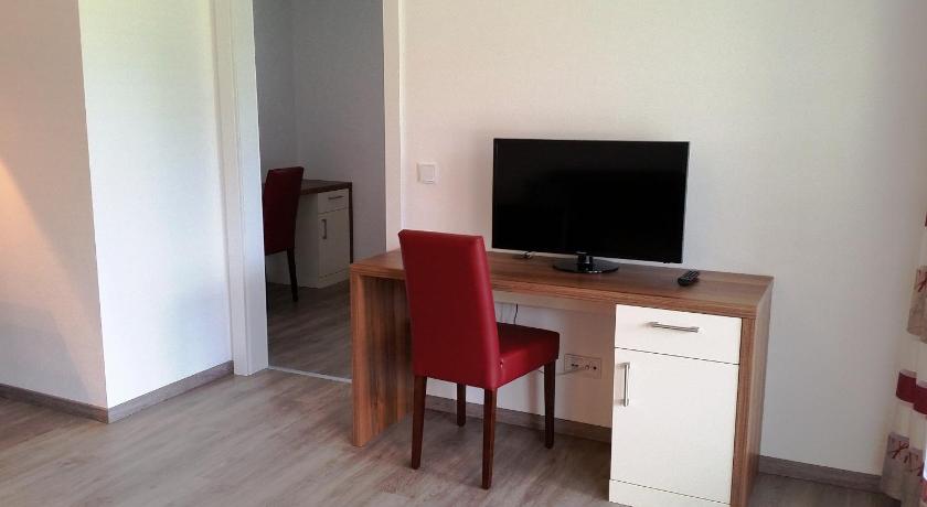 Image of Two-Bedroom Apartment (2-6 Adults) 6