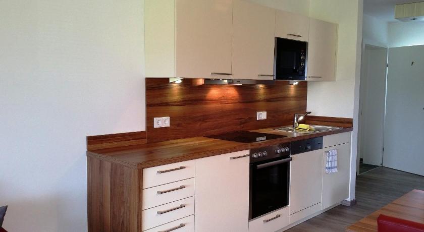 Image of Small One-Bedroom Apartment (2-4 Adults) 5