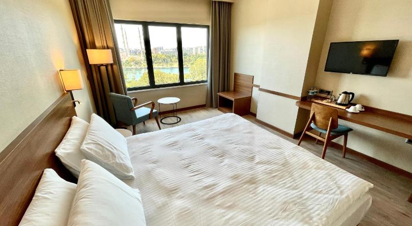 Turkmen Riverside Hotel Adana photo
