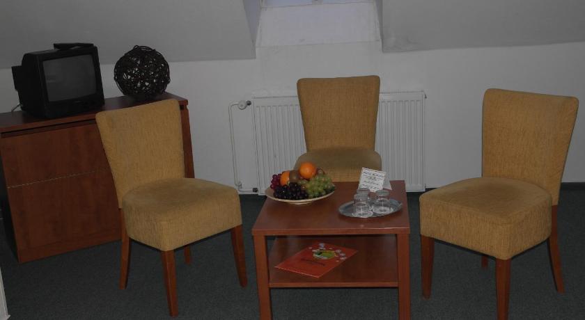 Image of Double or Twin Room 11