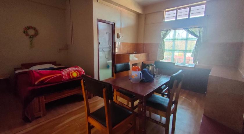 Image of Family Room 3