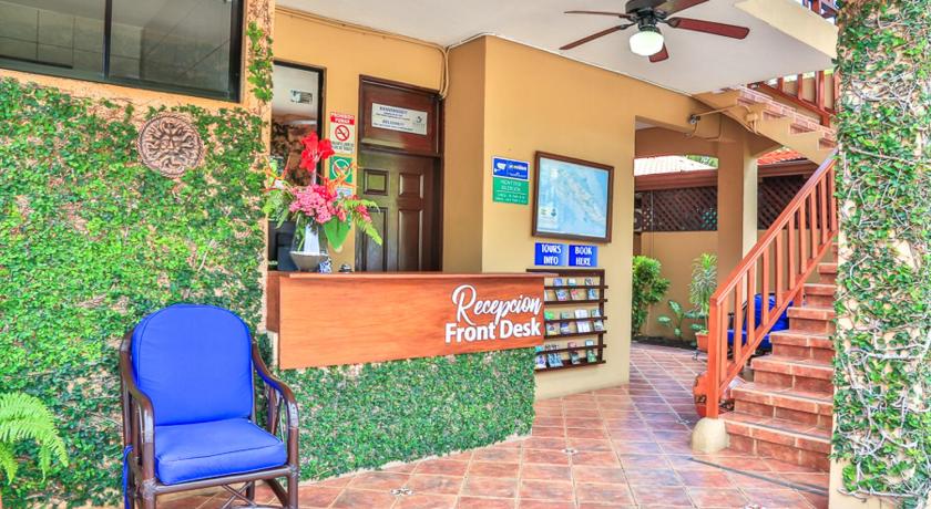 The Backyard Beachfront Hotel photo