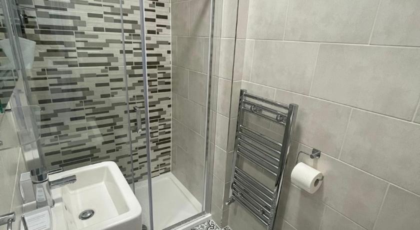 Ivy Bank Guest House - image 27